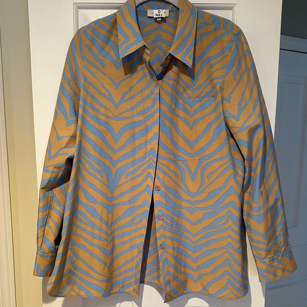 Lafayette 148 Button-Up Shirt